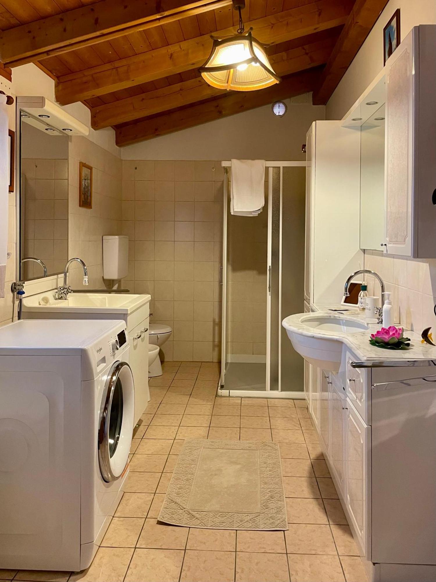A Casa Di Amici Villa Vidor Kültér fotó