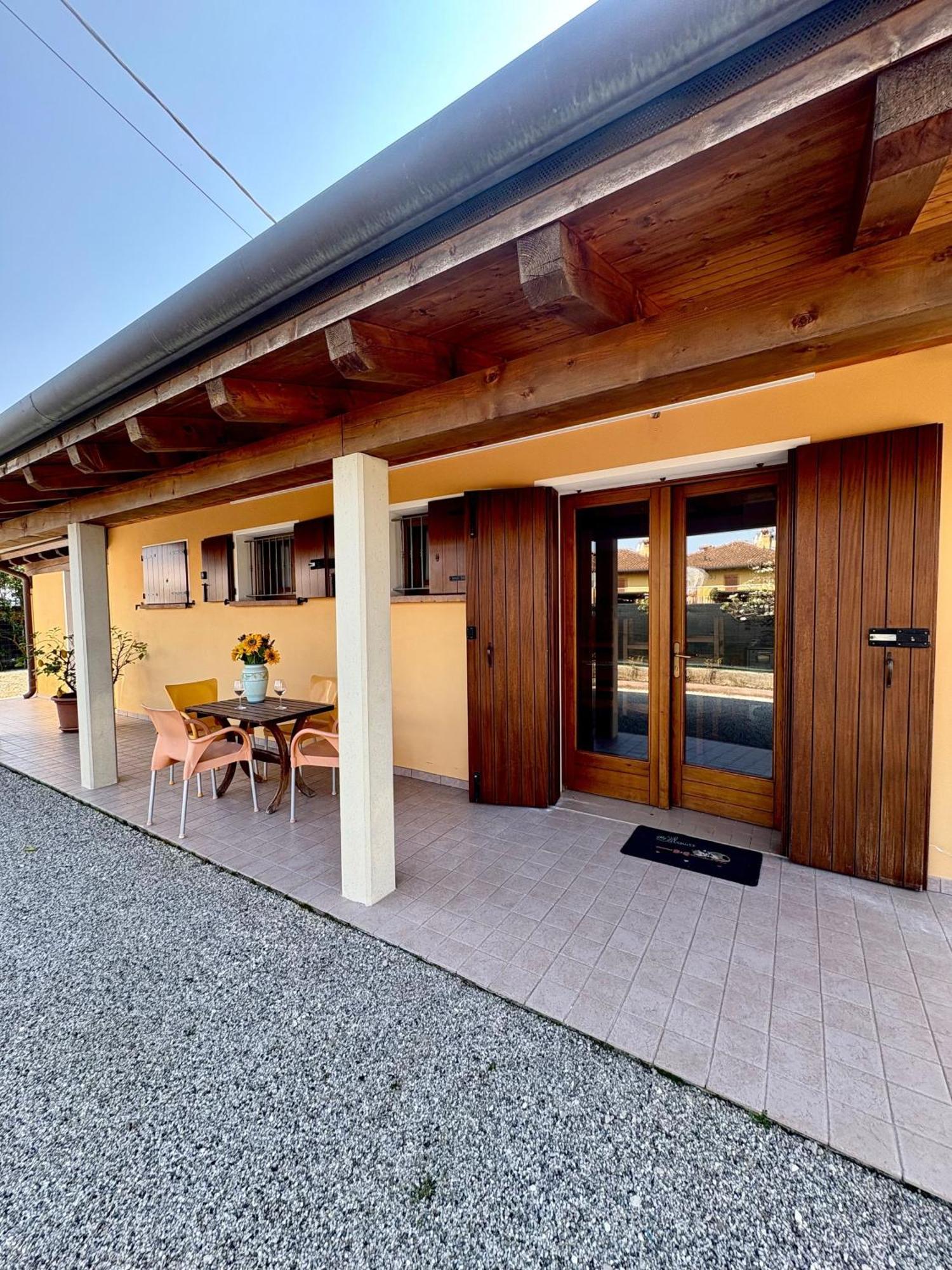 A Casa Di Amici Villa Vidor Kültér fotó